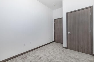 192 Shoreline in Shoreline, WA - Foto de edificio - Building Photo