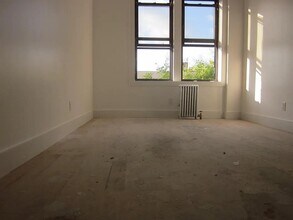 198 Wilson St in Brooklyn, NY - Building Photo - Building Photo