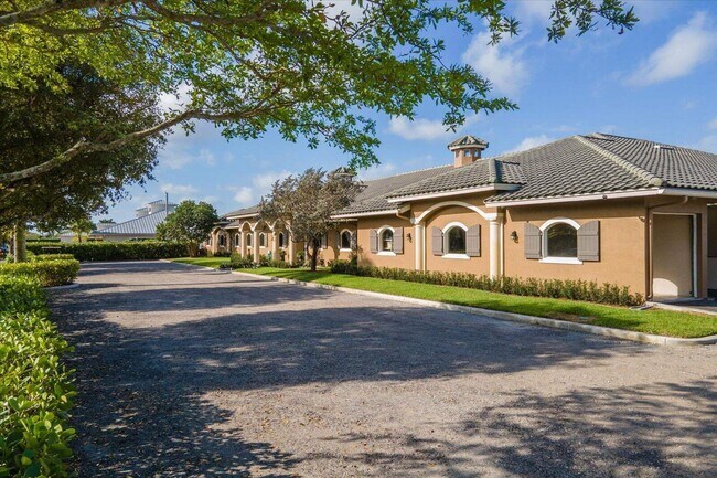 3509 Grand Prix Farms Rd in Wellington, FL - Building Photo - Building Photo