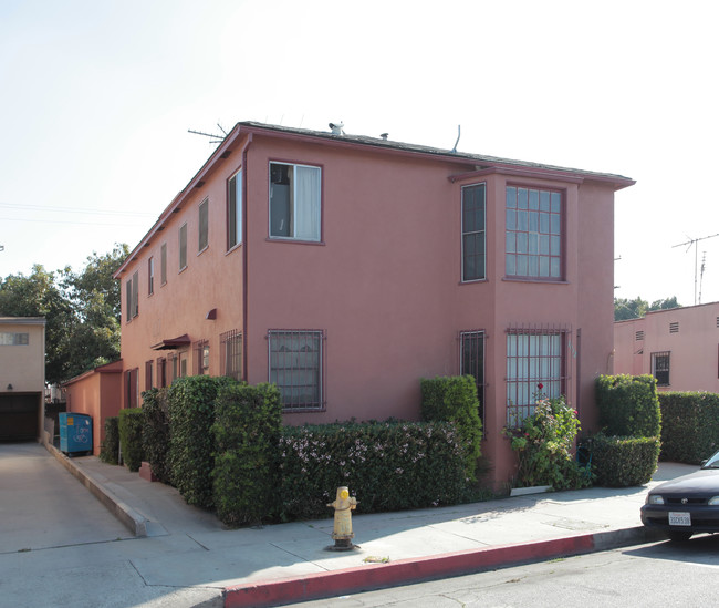 7012 Templeton St in Huntington Park, CA - Building Photo - Building Photo