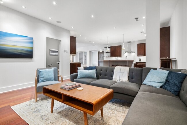 property at 182 E Bay St