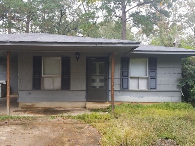 property at 603 Woodland St