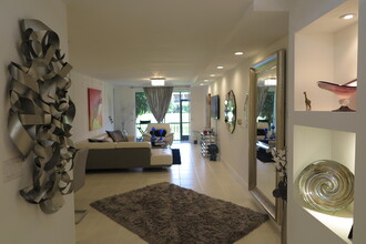 7875 La Mirada Dr in Boca Raton, FL - Building Photo - Building Photo
