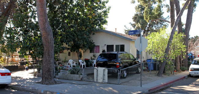 5265 Cleon Ave in North Hollywood, CA - Building Photo - Building Photo