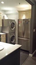 677 NE 24th St, Unit 406 in Miami, FL - Building Photo - Building Photo