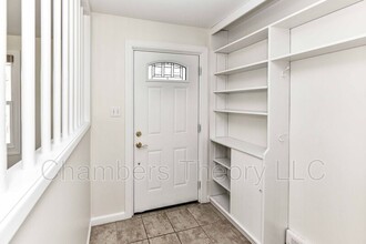5212 Montgomery St in Springfield, VA - Building Photo - Building Photo