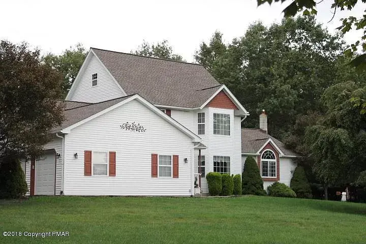 128 Colleen Dr ( 19 Stanley Ave llc ) in Blakeslee, PA - Foto de edificio