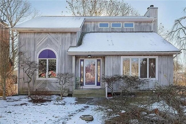 property at 262 Wood Hill Rd