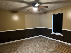 112 N Lake Dr in Jonesboro, GA - Building Photo - Building Photo