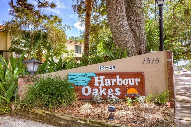 1515 Bayshore Blvd in Dunedin, FL - Building Photo - Building Photo