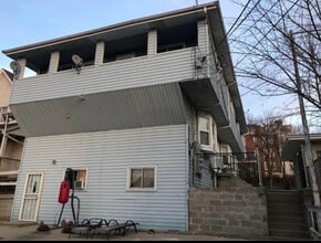 1521 S 33rd St in Milwaukee, WI - Building Photo - Building Photo