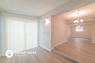 1541 E Flower Cir in Mesa, AZ - Building Photo - Building Photo