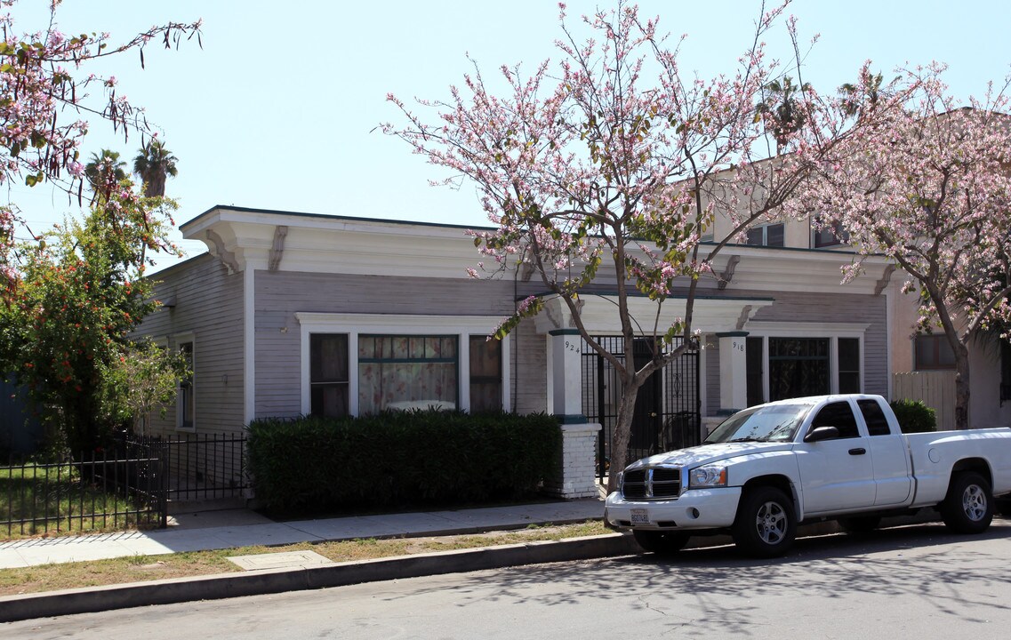 918 Maine Ave in Long Beach, CA - Foto de edificio