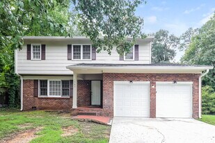 1563 Cardinal Rd in Jonesboro, GA - Building Photo