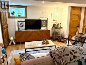 306 Wexford Ave S in Hamilton, ON - Building Photo - Building Photo