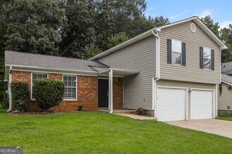 3054 Aberdeen Way in Stonecrest, GA - Building Photo - Building Photo