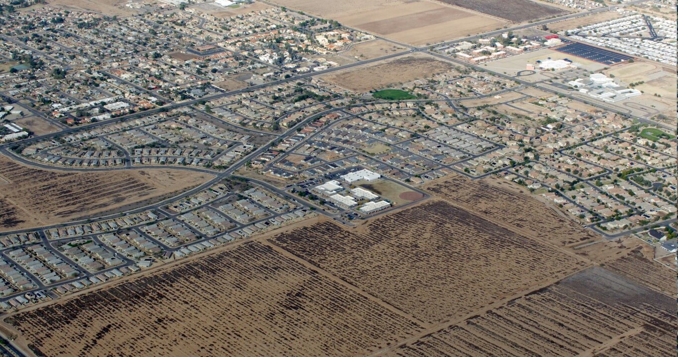 Seasons at Cottonwood Ranch in Casa Grande, AZ - Foto de edificio