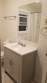 1504 Rogers Cir photo'