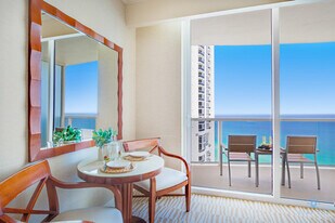 18001 Collins Ave in Sunny Isles Beach, FL - Building Photo
