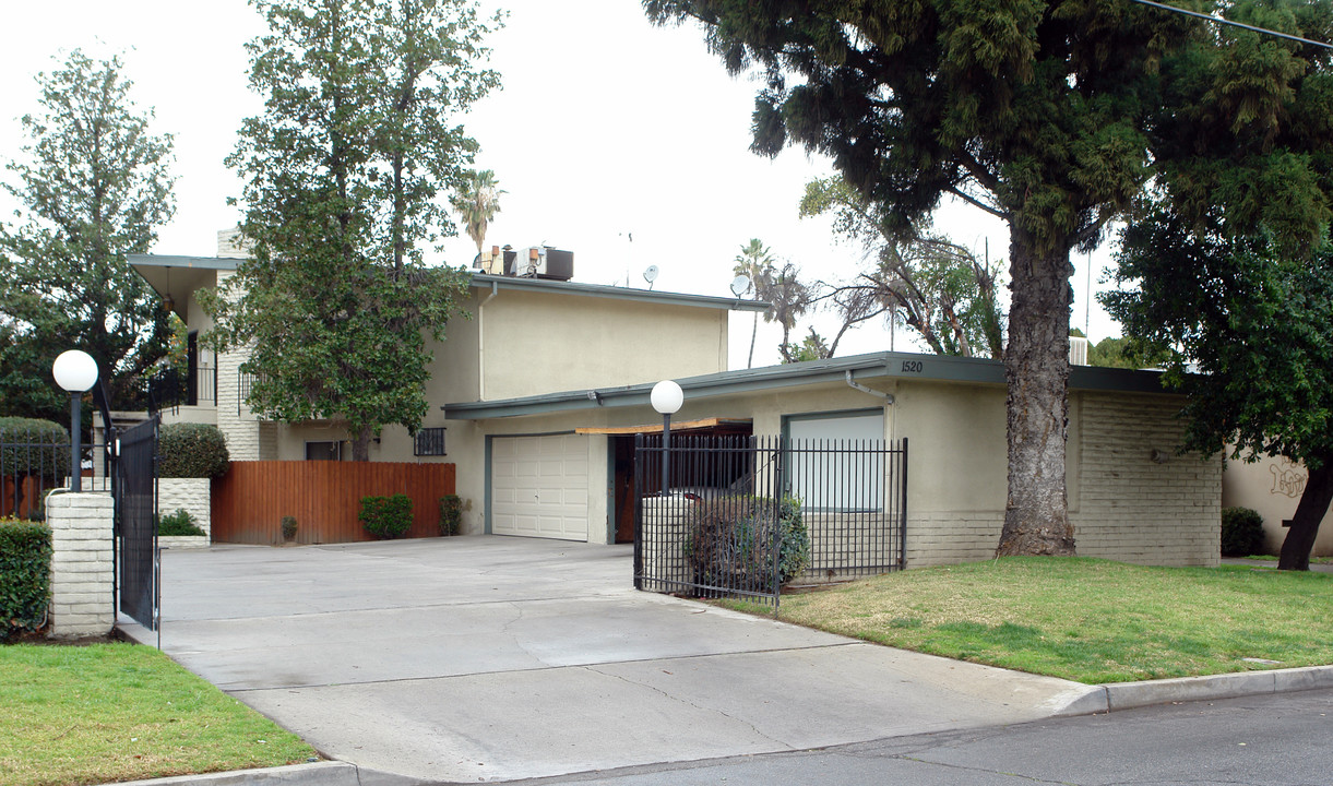 1520 N Sepulveda Ave in San Bernardino, CA - Building Photo