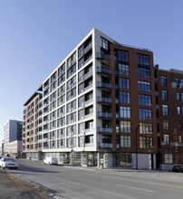 Quai de la Commune in Montréal, QC - Building Photo - Building Photo