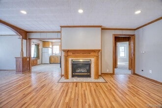 321 Longspur Ln in Commerce Township, MI - Foto de edificio - Building Photo