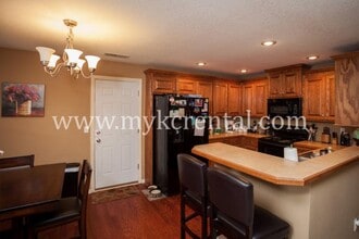 4228 Mission Rd in Kansas City, KS - Building Photo - Building Photo