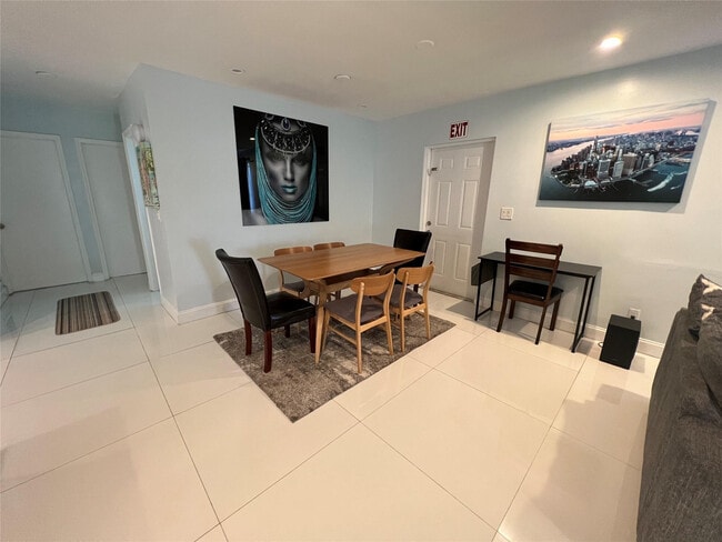 1658 Madison St in Hollywood, FL - Building Photo - Building Photo