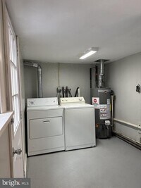 227 S Durham St photo'