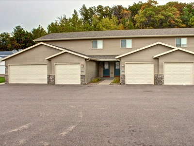 4350 Black Ct in Eau Claire, WI - Building Photo