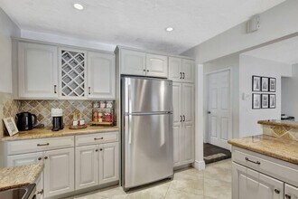 1104 Jackpine St in Wellington, FL - Foto de edificio - Building Photo