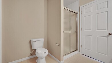 56131 Stoney Pl Ln in Shelby Township, MI - Building Photo - Building Photo