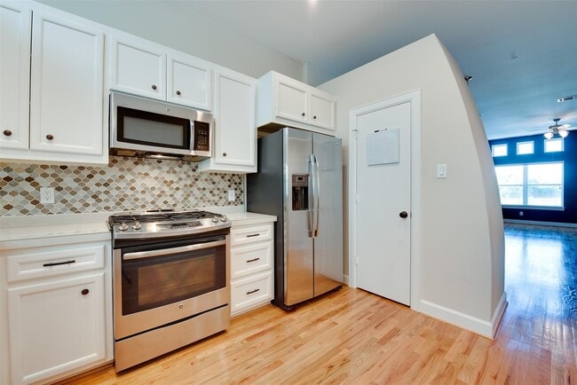 property at 5941 S Loop E