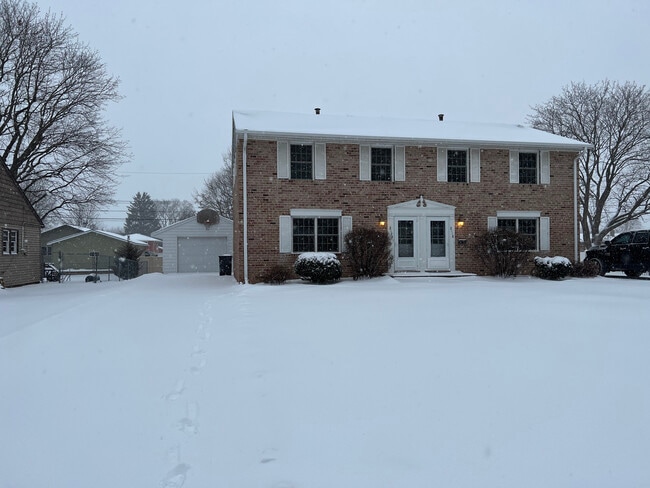 property at 2118 32nd St S