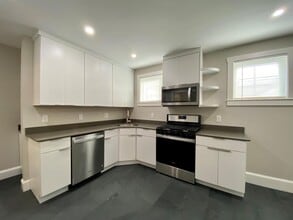 23 Elmer St in Cambridge, MA - Foto de edificio - Building Photo