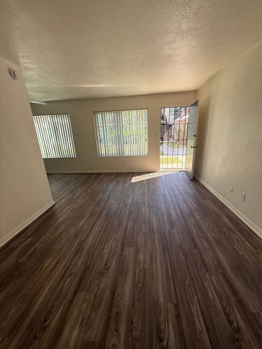 1042 15th St in San Diego, CA - Building Photo