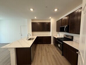 2766 Piazza Madama St in Henderson, NV - Building Photo - Building Photo