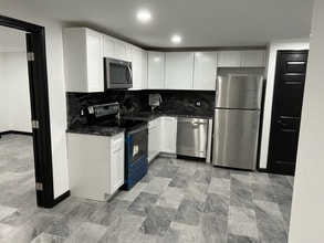 3831 Argyle Terrace NW in Washington, DC - Building Photo - Building Photo