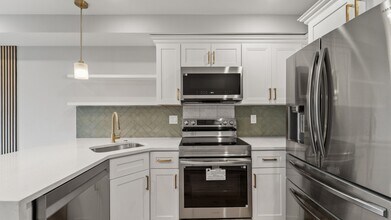 1432 Ogden St in Philadelphia, PA - Building Photo - Building Photo