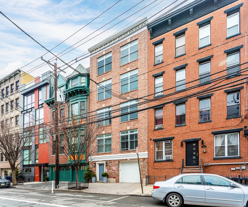 65 Jefferson St in Hoboken, NJ - Building Photo