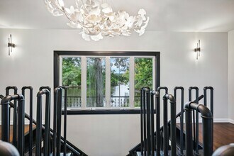 10 Oakridge Ave in Pittsburgh, PA - Building Photo - Building Photo