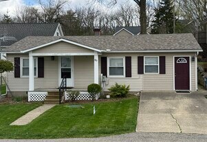 80 Ln 250A Lake Gage in Angola, IN - Building Photo