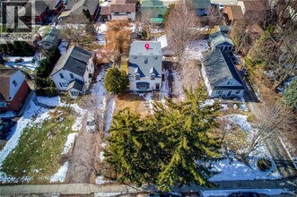 142 Ewen Rd in Hamilton, ON - Building Photo - Building Photo