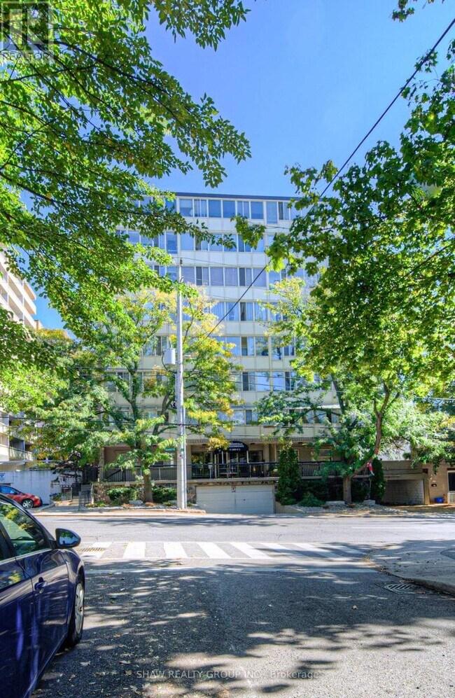 101 Queen St S in Hamilton, ON - Building Photo - Building Photo