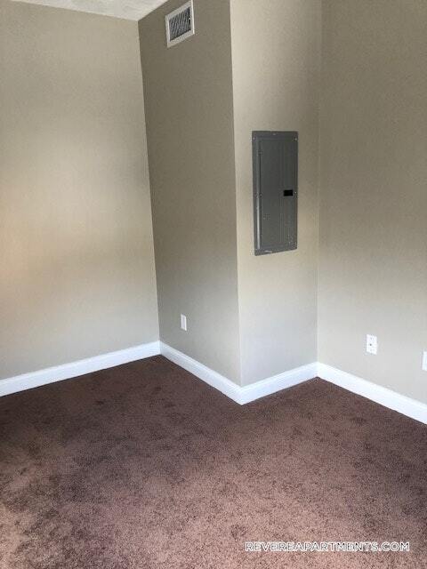 9 Dehon St, Unit 4 in Revere, MA - Foto de edificio - Building Photo