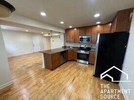 6301 N Francisco Ave in Chicago, IL - Building Photo