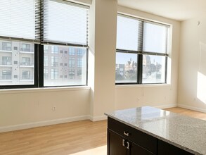4600 Woodward Ave in Detroit, MI - Building Photo - Building Photo