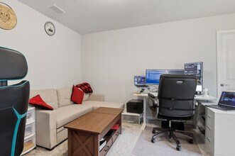 732 Denburn Pl in Raleigh, NC - Building Photo - Building Photo