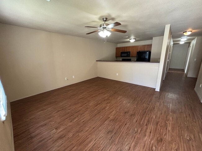 3304 SW Victoria Pl in Bentonville, AR - Building Photo - Building Photo