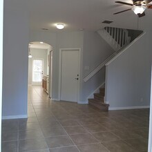 2410 SE Santos Dr in Port St. Lucie, FL - Building Photo - Building Photo